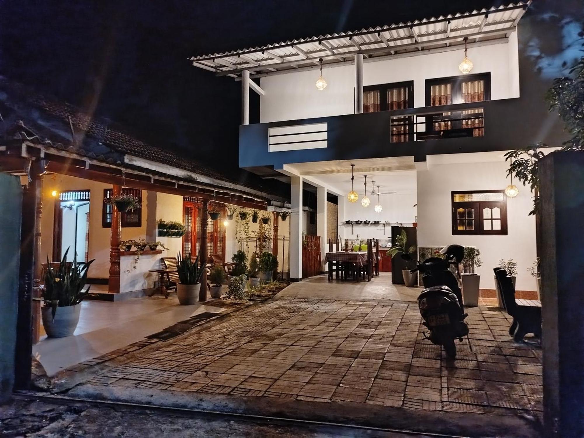 Little Villa Guest House Ahangama Exterior photo